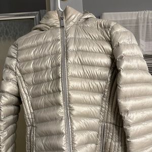 Calvin Klein lightweight jacket. Light Beige size small.  Barely used.